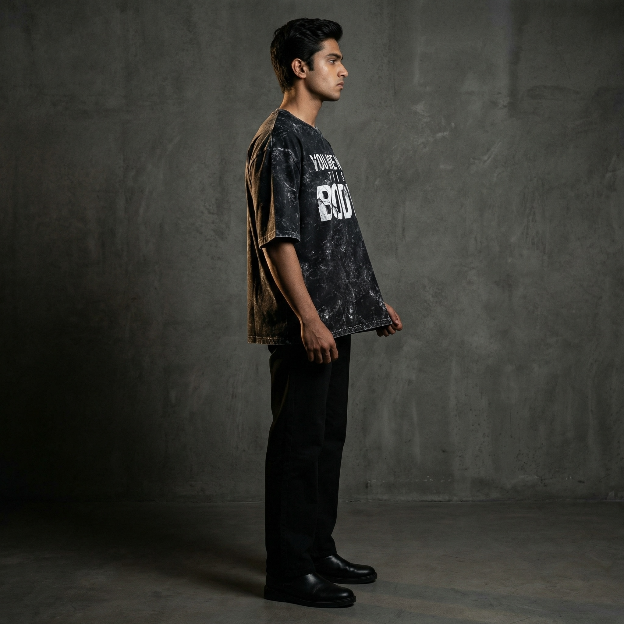 Body. Oversized T-Shirt bhakty.store